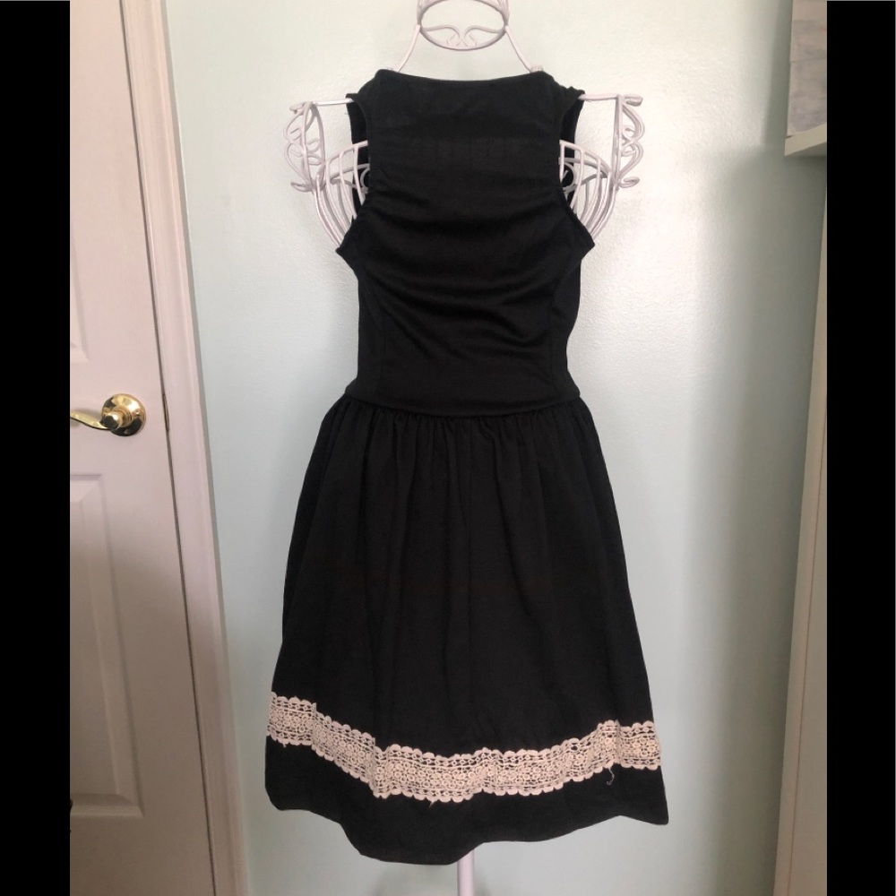 NEW💥Finn & Clover Black Dress - Picture 4 of 8